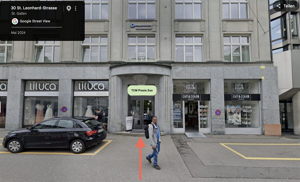 Eingang der TCM Praxis Zuo in St. Gallen, St. Leonhardstrasse 31